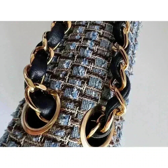 Chanel medium size blue tweed double flap bag - Picture 4 of 11